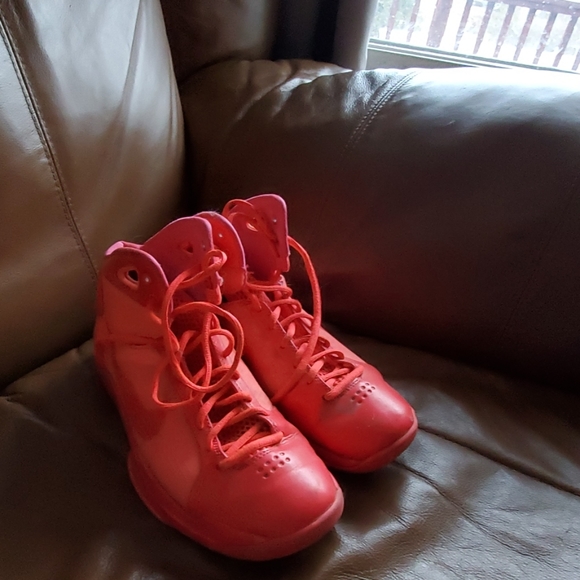 Shoes - Picture 3 of 3